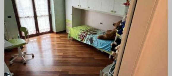 5 bedrooms Apartment in Marsciano, Italy No. 327893 9