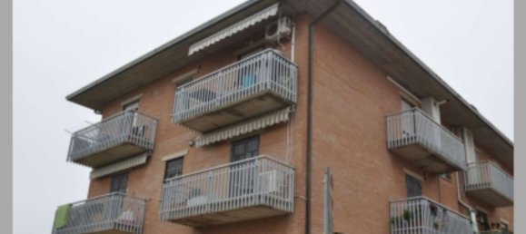 5 bedrooms Apartment in Marsciano, Italy No. 327893 12