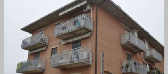 5 bedrooms Apartment in Marsciano, Italy No. 327893 2