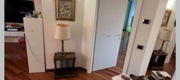 5 bedrooms Apartment in Marsciano, Italy No. 327893 4