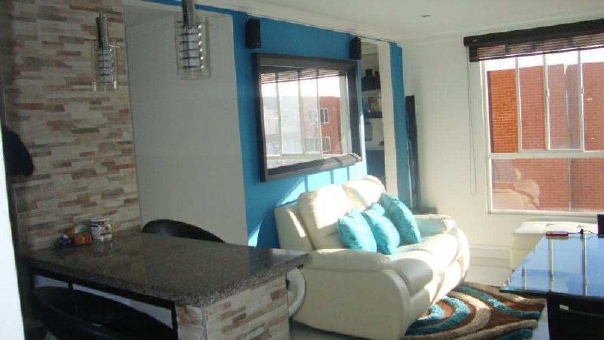 3 bedrooms House in Bogota, Colombia No. 14749