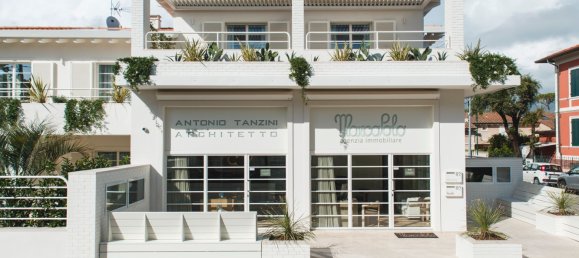 12 bedrooms Villa in Forte dei Marmi, Italy No. 69376 17