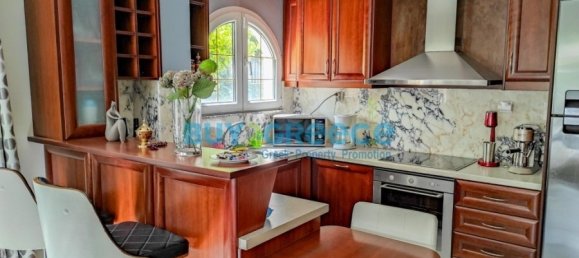 4 Schlafzimmer Gewerbliche Immobilie in Glyfada, Greece, Nr. 8878 5