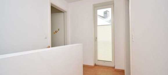 3 Schlafzimmer Doppelhaus in Altona, Germany, Nr. 305769 9