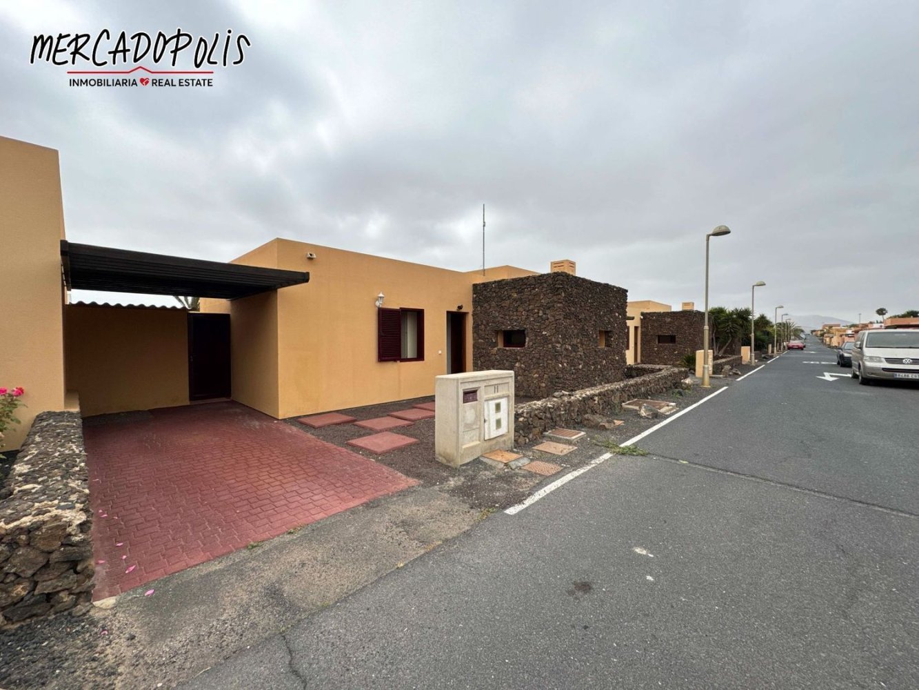 Дом с 3 спальнями в Ла Олива, Испания № 145706