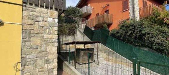 Apartamento de 6 habitaciónes en Ponteranica, Italy No. 13951 23