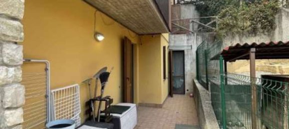 Apartamento de 6 habitaciónes en Ponteranica, Italy No. 13951 5