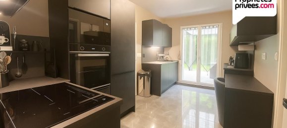 4 bedrooms House in Ezanville, France No. 331318 6