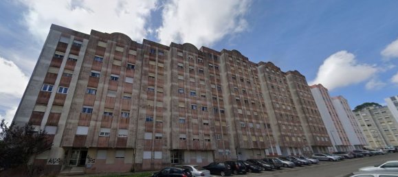 2 bedrooms Commercial property in Rio de Mouro, Portugal No. 216428 2