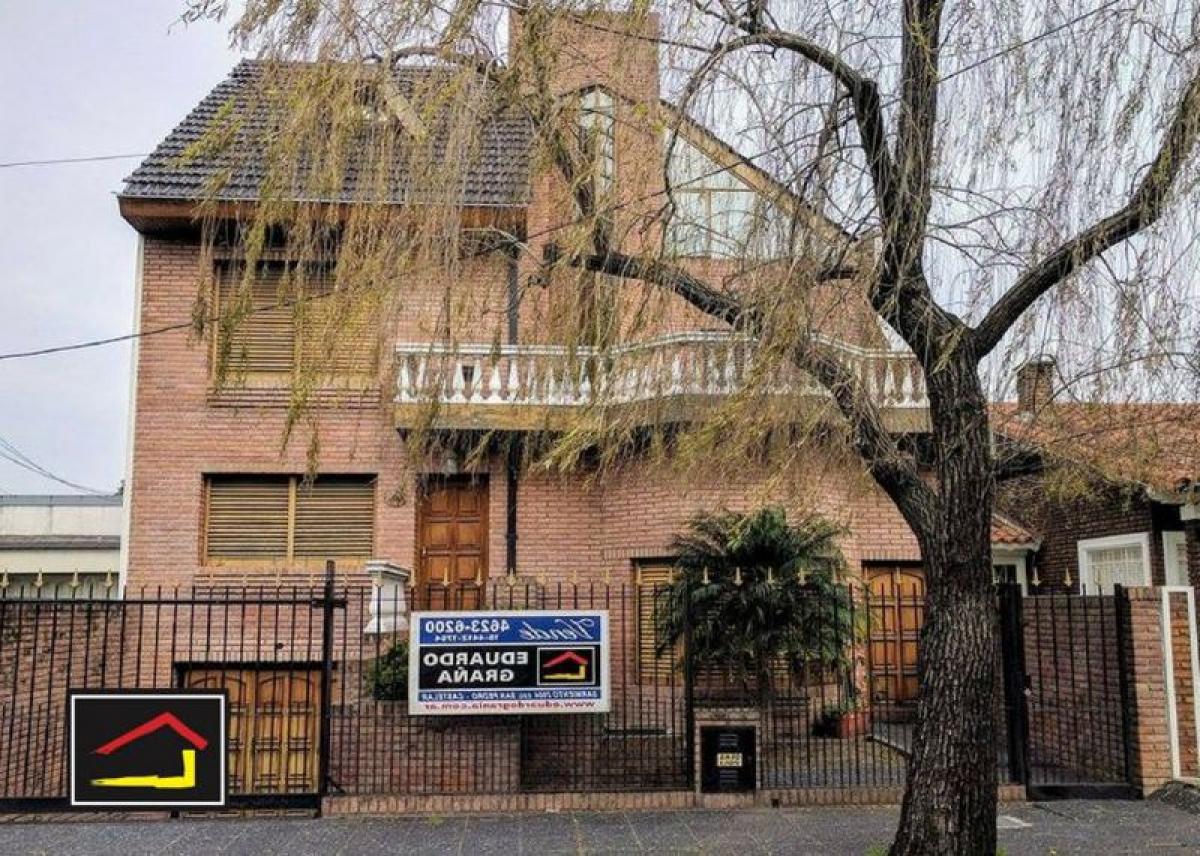 3 bedrooms House in Moron, Argentina No. 55545