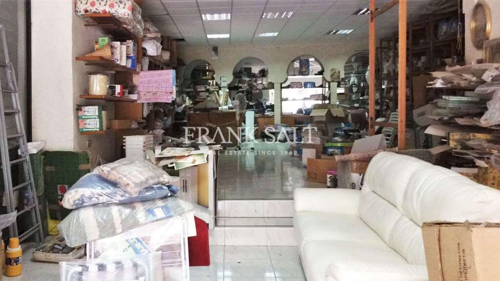 Laden in Qormi, Malta 80m², Nr. 12030