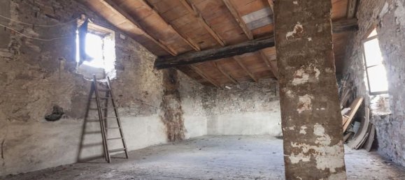 2 rooms Apartment in Alta Val Tidone, Italy No. 108834 6