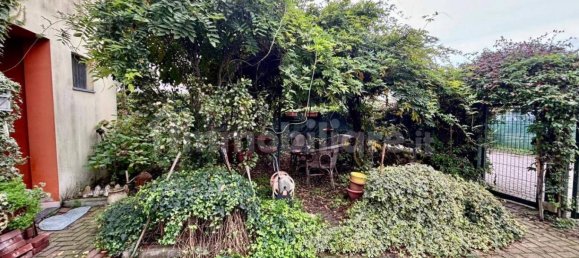 4 Schlafzimmer Haus in Alessandria, Italy, Nr. 49496 29