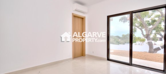 4 bedrooms Villa in Albufeira, Portugal No. 124869 17