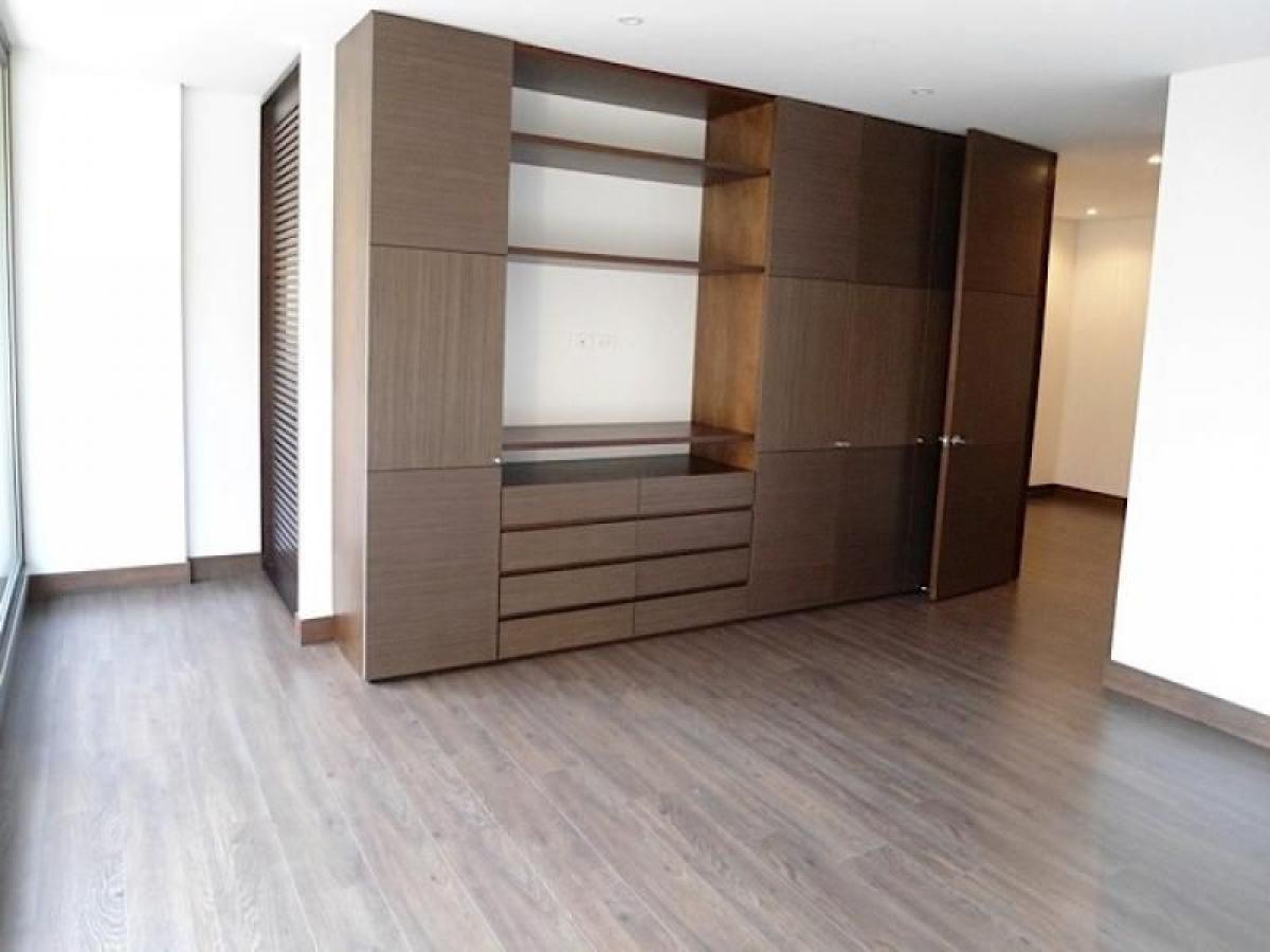 Дом с 2 спальнями в Богота, Колумбия № 10132