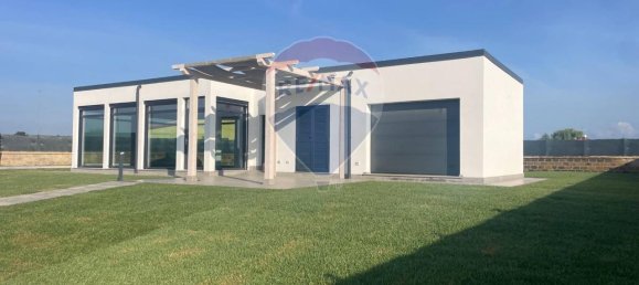 Квартира с 3 комнатами в Непи, Италия № 156151 2