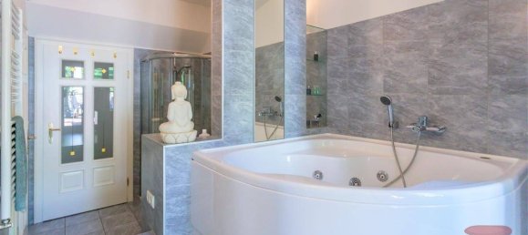 4 bedrooms Villa in Baden, Austria No. 152863 14