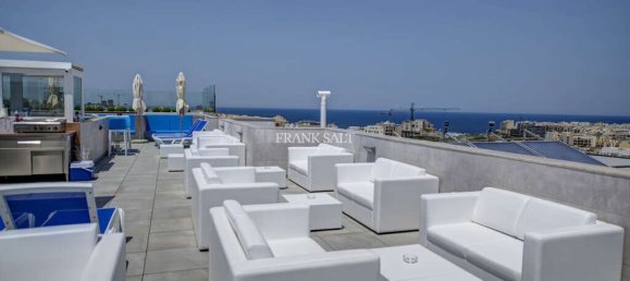 Apartamento de 3 dormitorios en Saint Julian's, Malta No. 9446 5