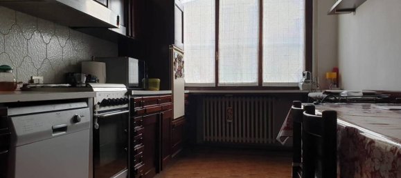 3غرفة شقة في Parabiago, Italy رقم 38120 12