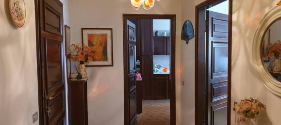 3غرفة شقة في Parabiago, Italy رقم 38120 9