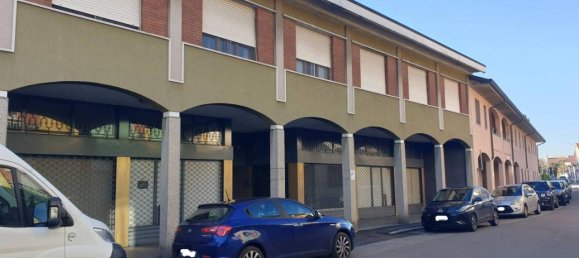 3غرفة شقة في Parabiago, Italy رقم 38120 2