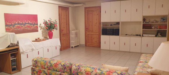 3غرفة شقة في Parabiago, Italy رقم 38120 32