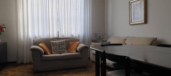 3غرفة شقة في Parabiago, Italy رقم 38120 15