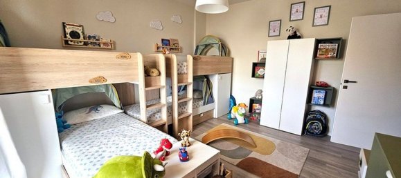 6 غرف نوم منزل ذو طابقين في Osimo, Italy رقم 314548 27