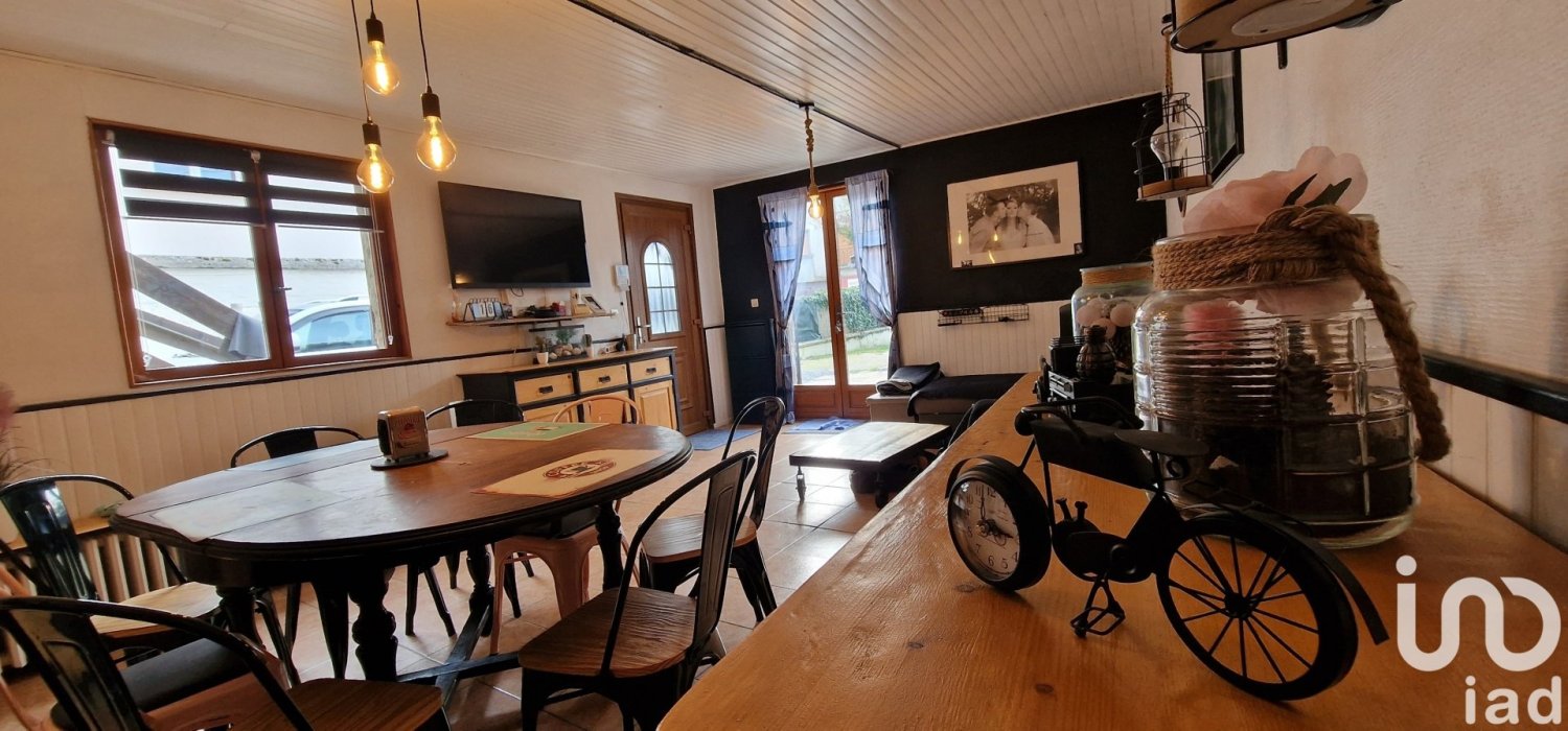 3 bedrooms House in Saint-Memmie, France No. 160597