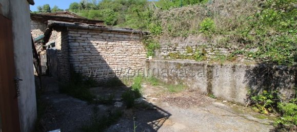 4 rooms House in Sant'Anna d'Alfaedo, Italy No. 162002 3