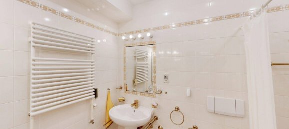 Квартира с 4 комнатами в Вена, Австрия № 149355 6