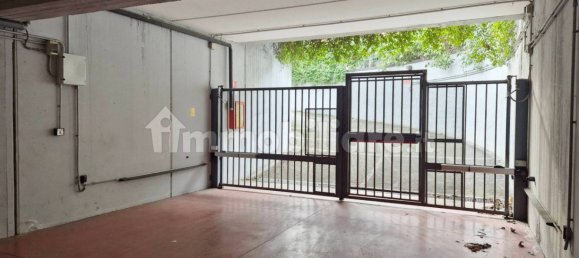 18m² Garage in Bologna, Italy No. 122827 8