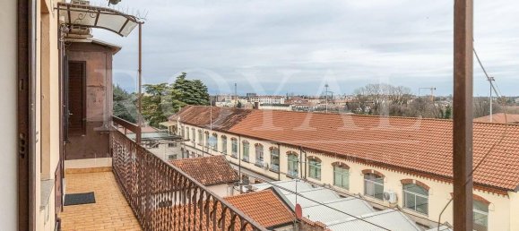 Apartamento de 2 divisões em Monza, Italy N.º 40865 23