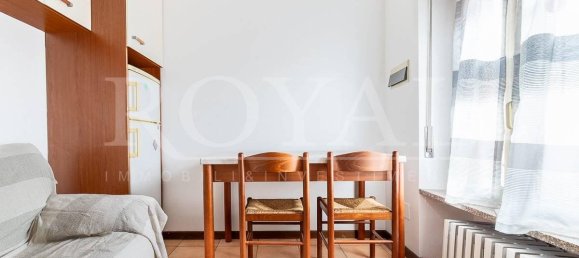 Apartamento de 2 divisões em Monza, Italy N.º 40865 3