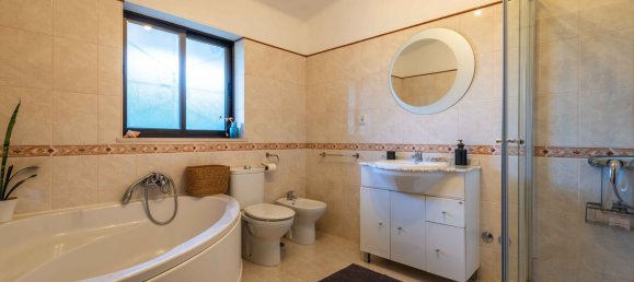 4 bedrooms Villa in Alvor, Portugal No. 117038 13