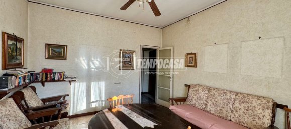 4 bedrooms Apartment in Brescia, Italy No. 364294 6