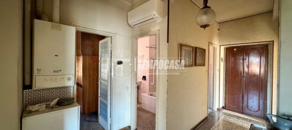 4 bedrooms Apartment in Brescia, Italy No. 364294 18