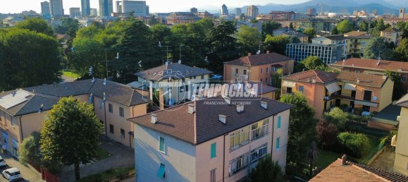 4 bedrooms Apartment in Brescia, Italy No. 364294 40