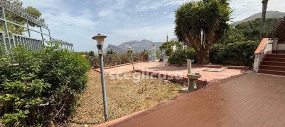 4 bedrooms Villa in Carini, Italy No. 375118 21