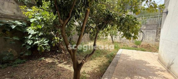 4 bedrooms Villa in Carini, Italy No. 375118 23