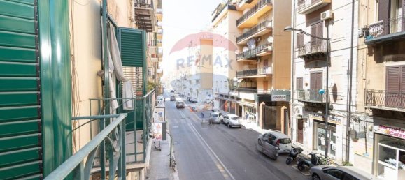 6 rooms Apartment in Palermo, Italy No. 40111 24