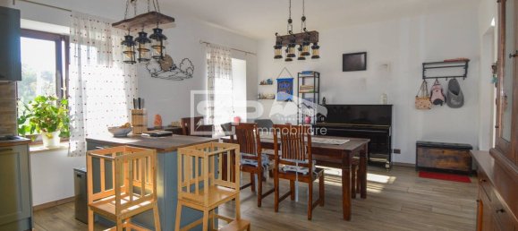 3 bedrooms House in Caprie, Italy No. 362073 4