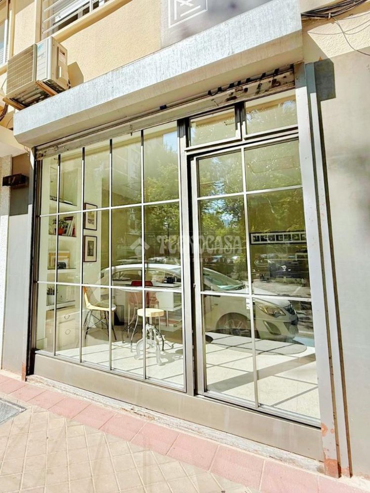 31m² Commercial property in Madrid, Spain No. 268738