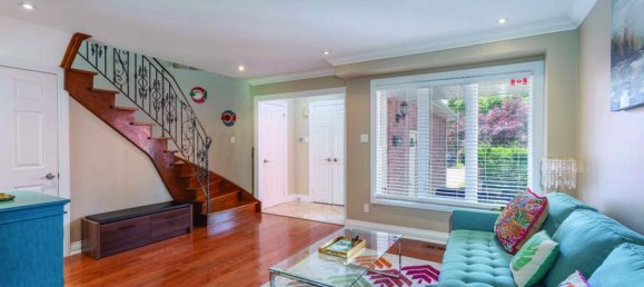 4 bedrooms House in Mississauga, Canada No. 652 10