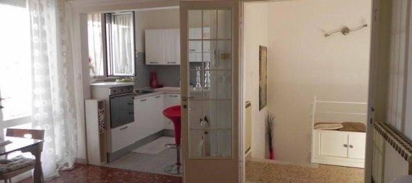 5 rooms Apartment in Viareggio, Italy No. 27641 6
