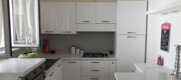 5 rooms Apartment in Viareggio, Italy No. 27641 3