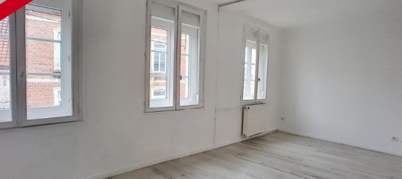 3 bedrooms House in Airaines, France No. 227105 8