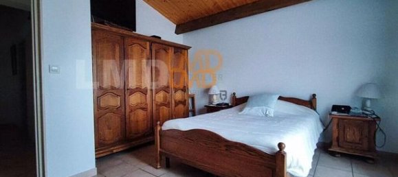 Villa de 3 dormitorios en Aubenas, France No. 304795 8