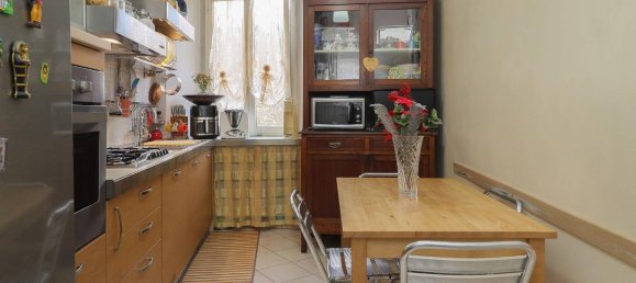 3 rooms Apartment in Turin, Italy No. 121083 8