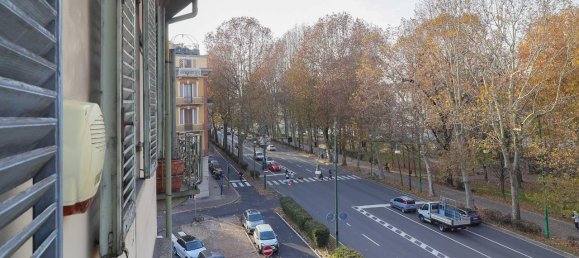 3 rooms Apartment in Turin, Italy No. 121083 14